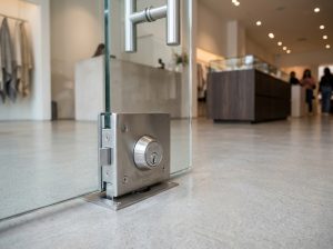 Sửa Khóa Cửa Kính Cường Lực Bản Lề Sàn Văn Phòng, Cửa Hàng Nha Trang