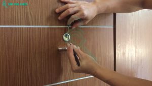 Sửa Ổ Khóa Tủ Quần Áo, Tủ Phòng Khách Bị Gãy Chìa Kẹt Ổ Ở Nha Trang